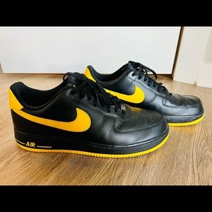 Men’s 2011 Air Force 1 size 13